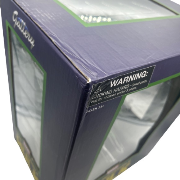 Marvel Gallery Hulk Statue - Picture 2 of 6